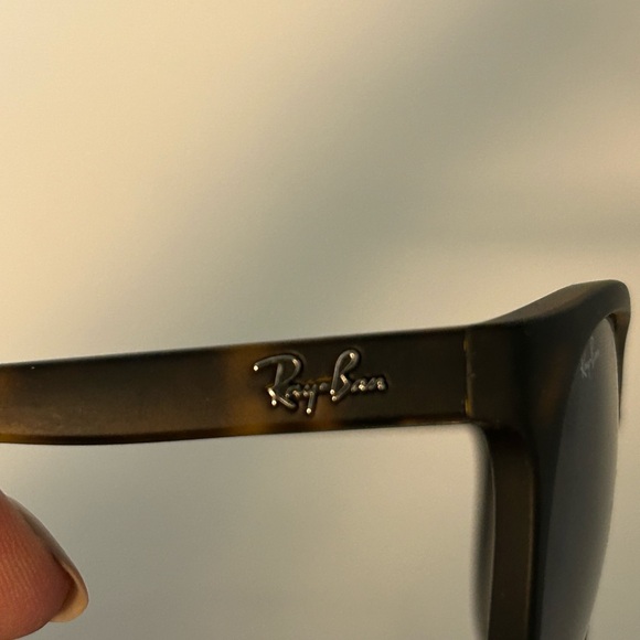 Ray-Ban RB4170 Sunglasses – Tortoise Shell Rubber Finish | 58mm - Picture 5 of 9